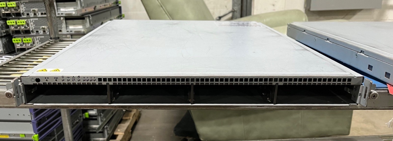 100-580-006 – EMC Centra G4 1.2TB storage node w/4 drive slots, SW Loaded