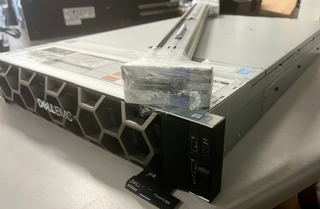 Dell PowerEdge R740xd 24-Bay NVMe Server 2x Gold 6150 36-cores, 128GB RAM+ Rail