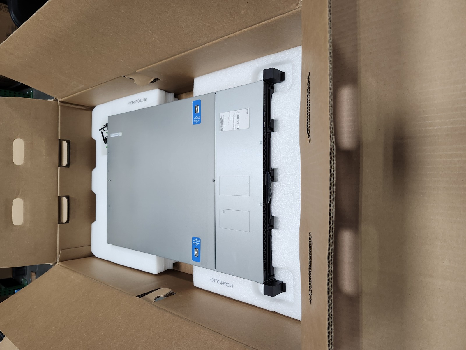 New Intel 1U Xeon Icelake NVMe Server 2x Gold 6330 56-Core 2.0GHz 512GB RAM