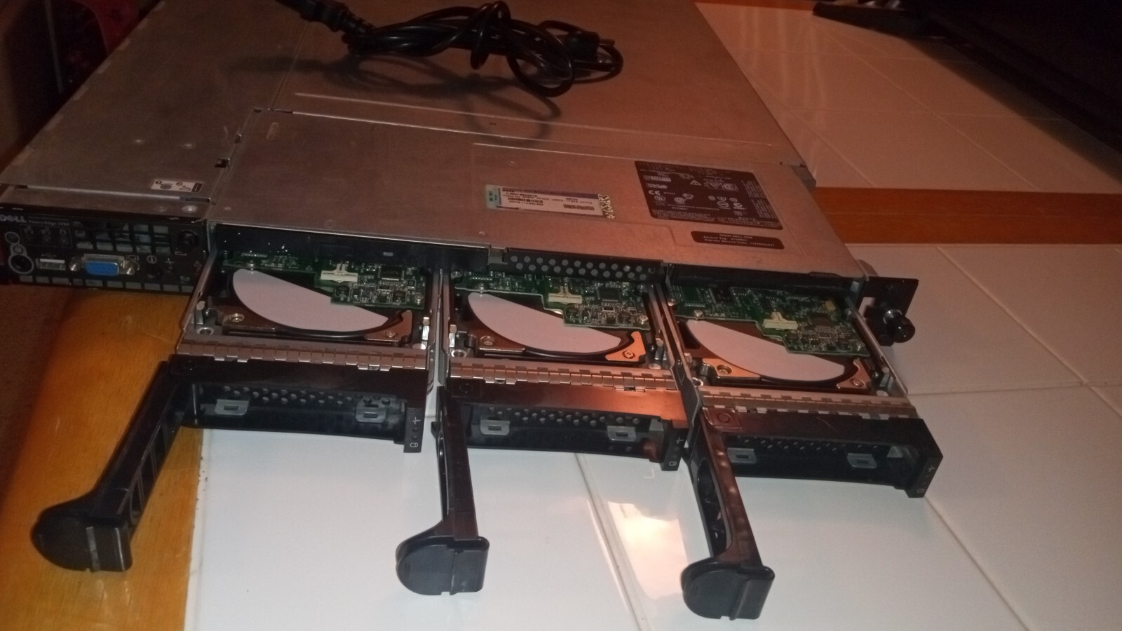 Dell PowerEdge 1750 (pe1750/2306) Server 2.4 GHZ, 108GB 128MB of Ram NO OS-Readv
