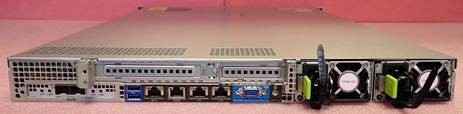 Cisco UCS C220 M4 2x E5-2699V4 256GB DDR4 2x 480GB + 6x 1.9TB SSD 8Bay 1U Server