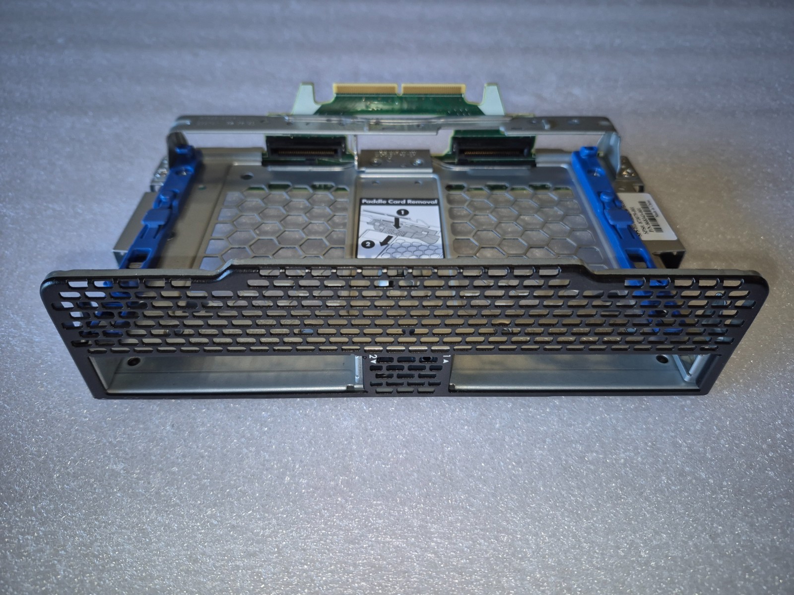 873079-001 868343-001 HPE Synergy 480 Gen10 2-Drive Cage Assembly w/ Backplane