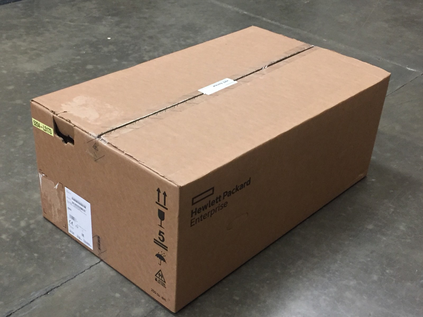 816815-B21 HPE DL580 Gen9 NO CPU included 0GB P830i/4G 4xRPS Server HPE RENEW