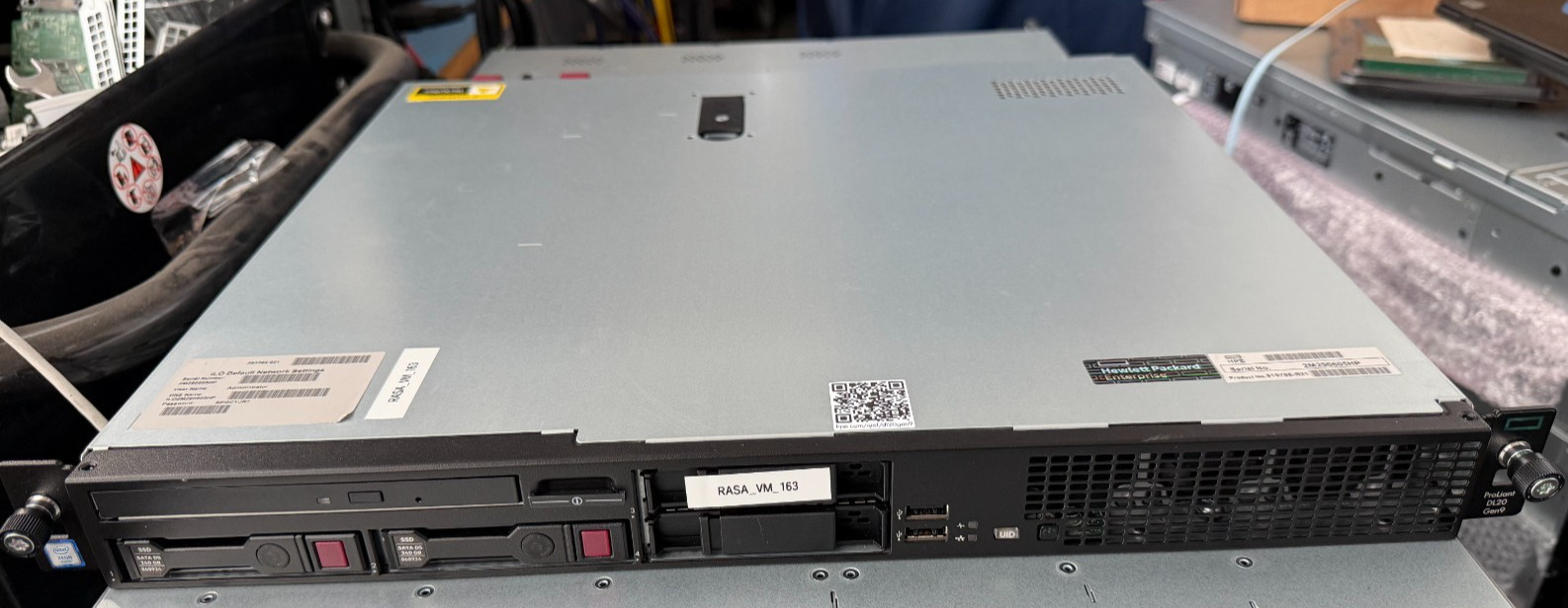 HP Proliant DL20 G9 4xSFF E3-1220v5 64GB 2x240GB SSD 2xPSU
