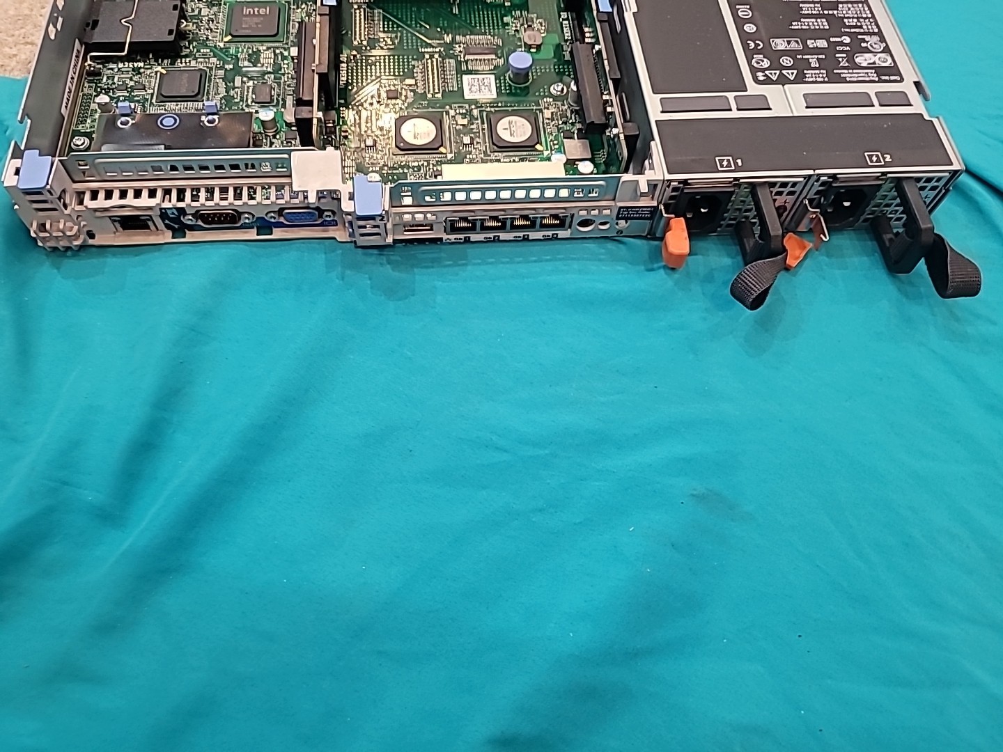 Dell PowerEdge R610 2x Intel Xeon X5675 3.06GHz 24Gb RAM No HDD W88