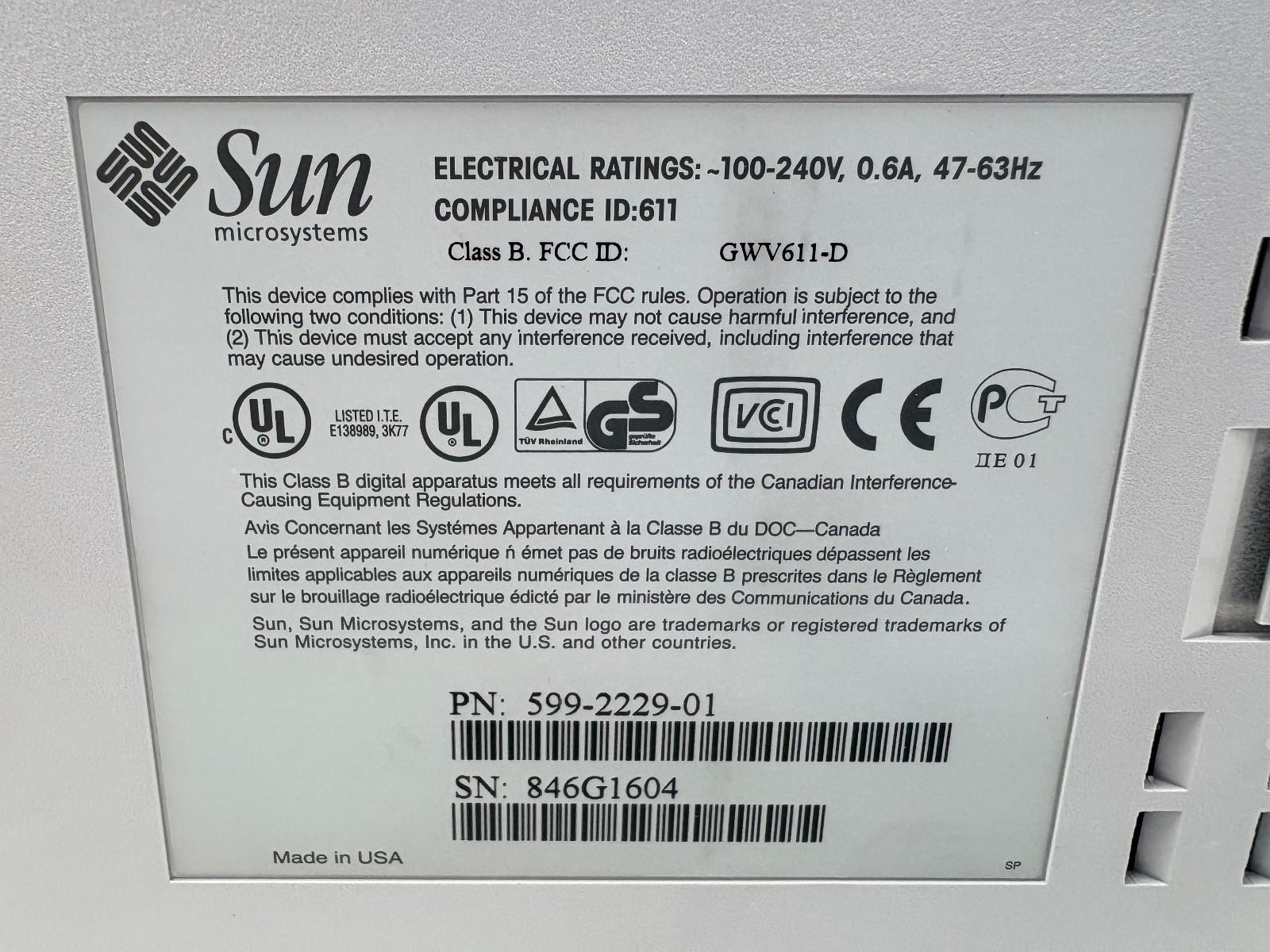 Pre Owned | Sun Microsystems 599-2229-01 DDS3 Unipack Tape Drive – w/ Power Cord