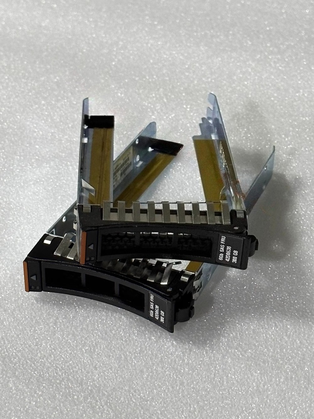 X3550 X3650 M2 M3 M4 M5 Server 2.5 Inch Hard Drive Bracket Shelf Bracket