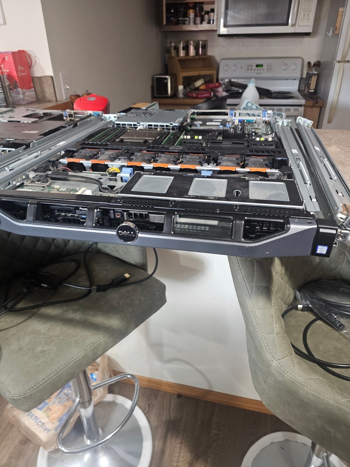 Dell PowerEdge R630 + Rails + Front Bezel – No HDD