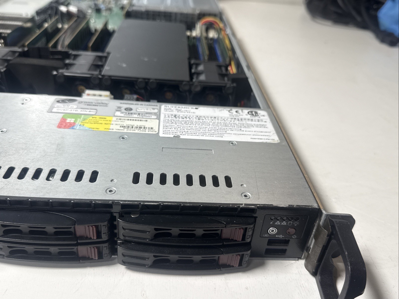SUPERMICRO 119U-Server 1X INTEL XEON E5-2620 V3 64gb (8gbx8) 4X1Tb HDD 2 X750 W