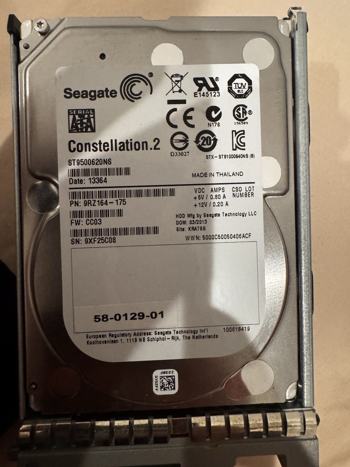 UCS C220 M3 SFF (2xXeon E5-2690, 128 GB memory, HDDx4) server.