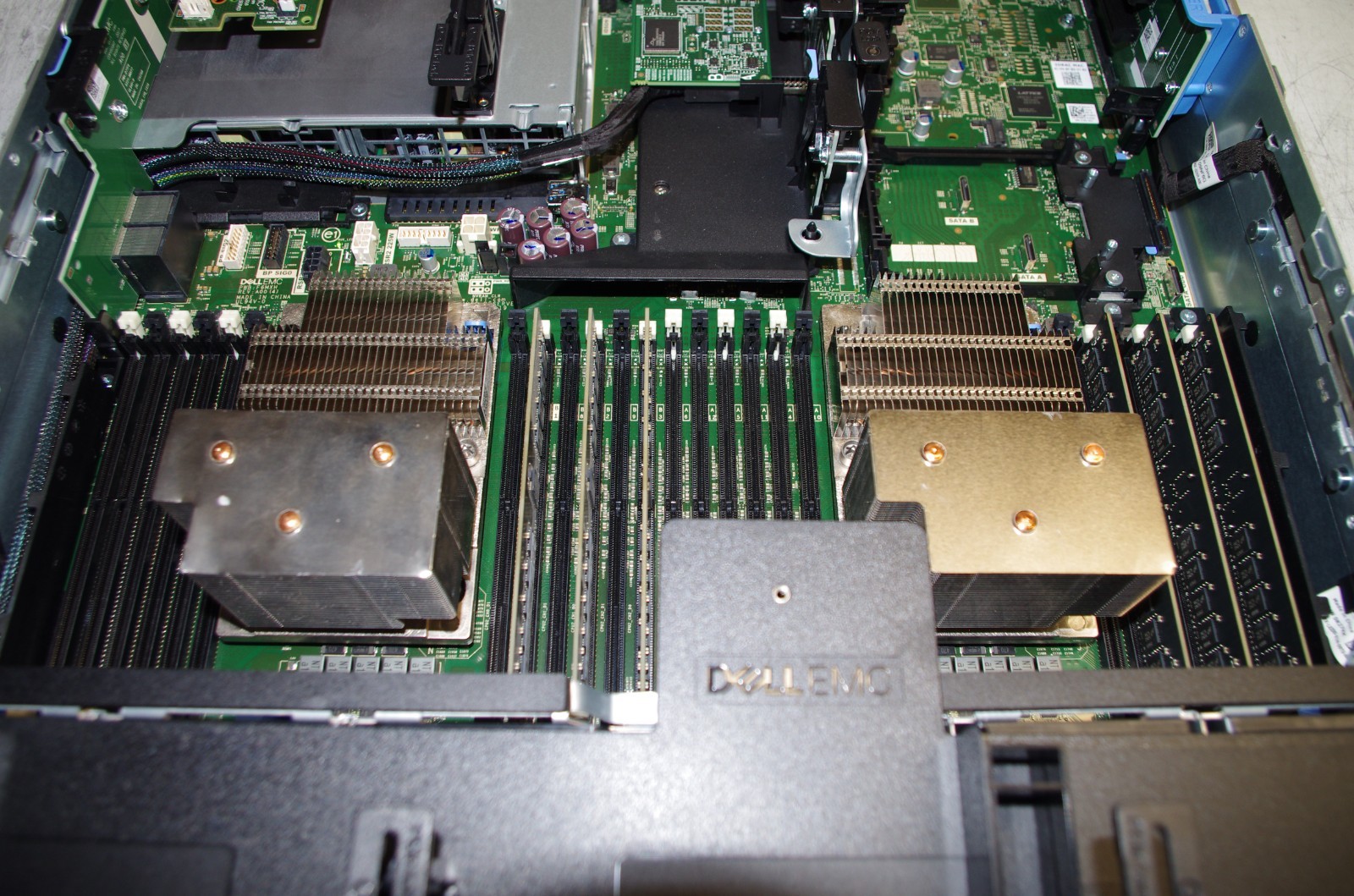 Dell R740XD 2U Server DUAL XEON PLATINUM 8268 DDR4 2933Y RDIMMS HOMELAB ESXI USA