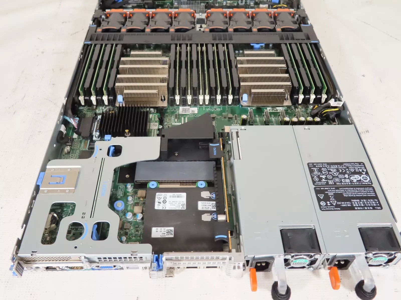 Dell XC640 10SFF 10×2.5″SATA/SAS/U.2 NVME 2×6140 128GB H730P Mini 2x750w 1U