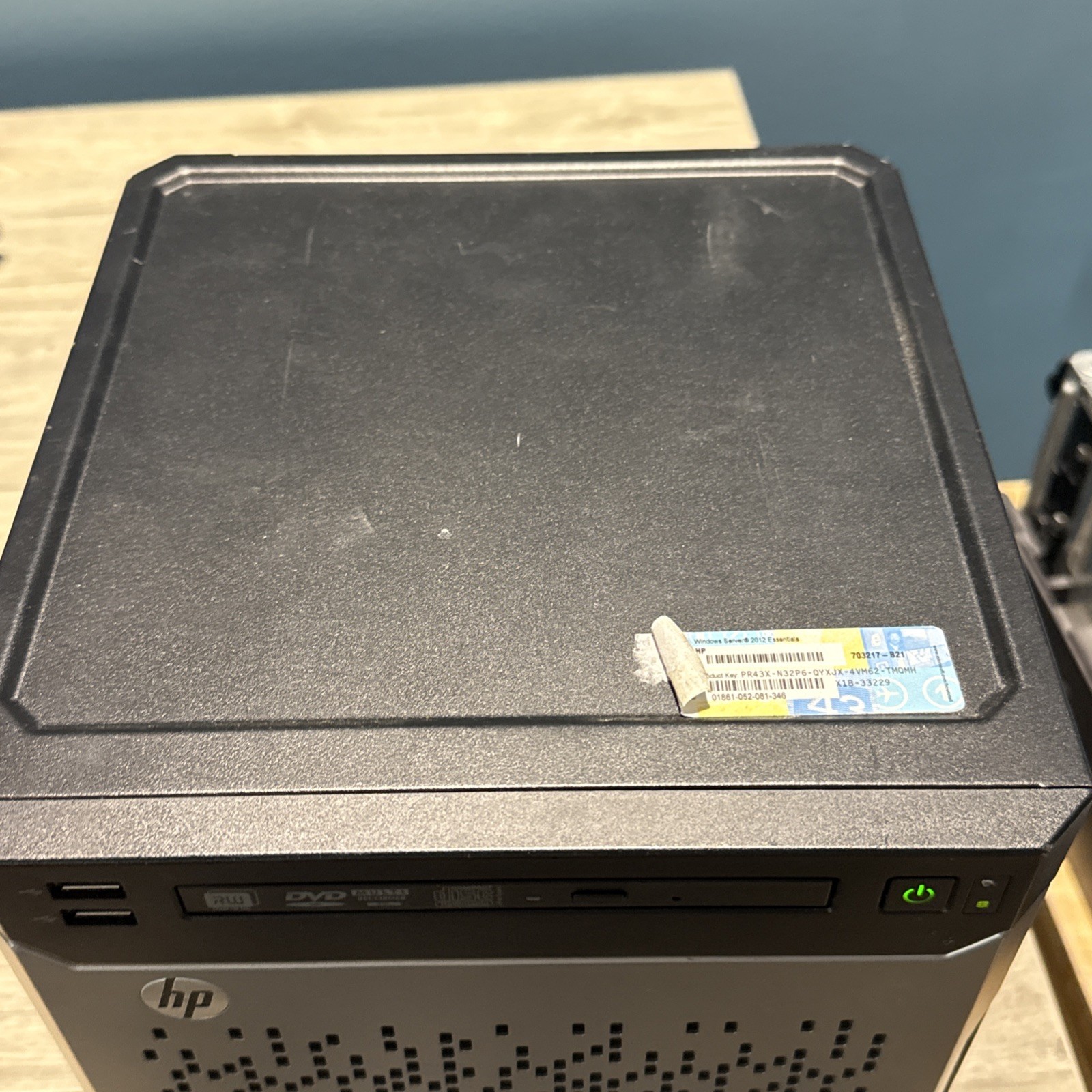 HP ProLiant MicroServer Gen 8, Pentium CPU, 4GB RAM, No OS No Drives