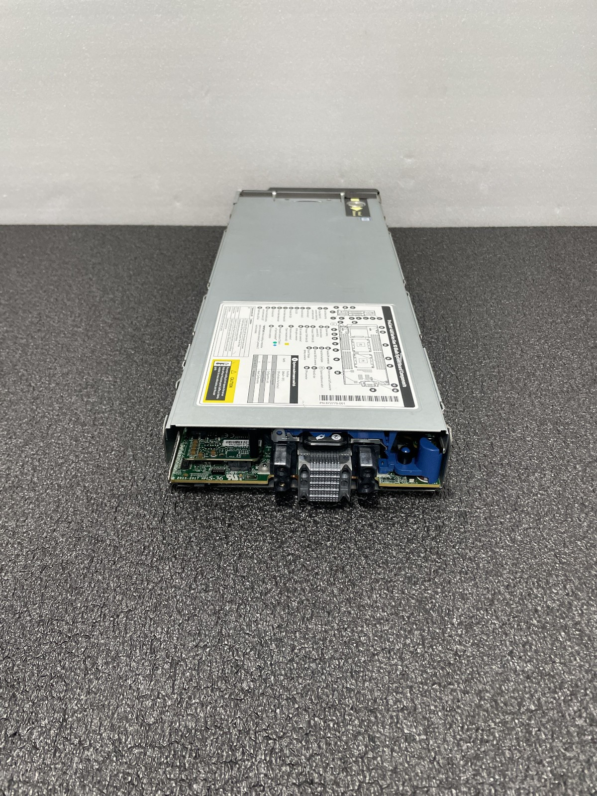 HPE ProLiant BL460C 863442-B21 Gen10 Blade Server, 4GB DDR4 , NO CPU , NO HDD