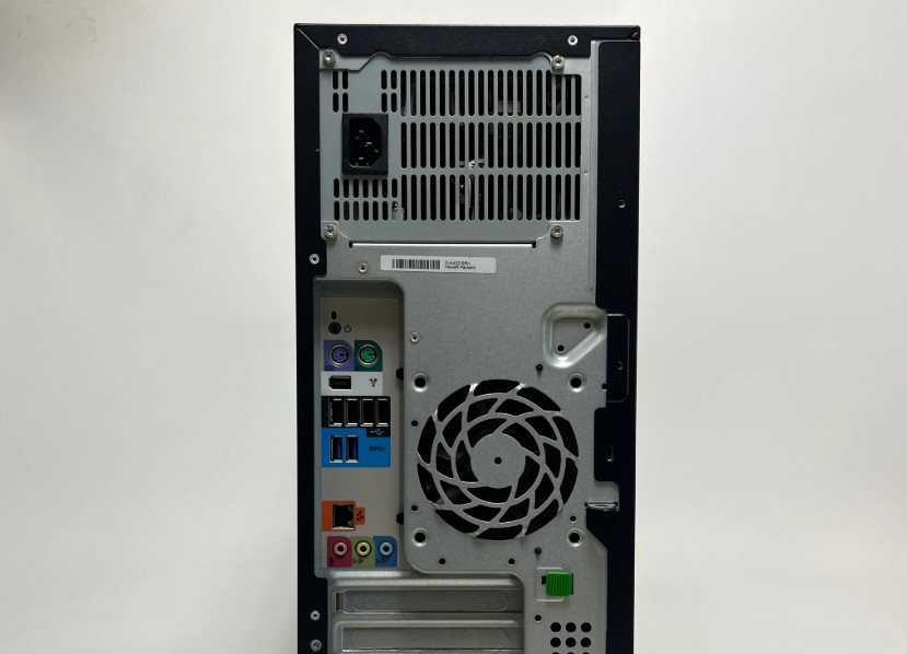 HP z440 Desktop Xeon 500 GB SSD + 1TB 32GB RAM Window Server 2025