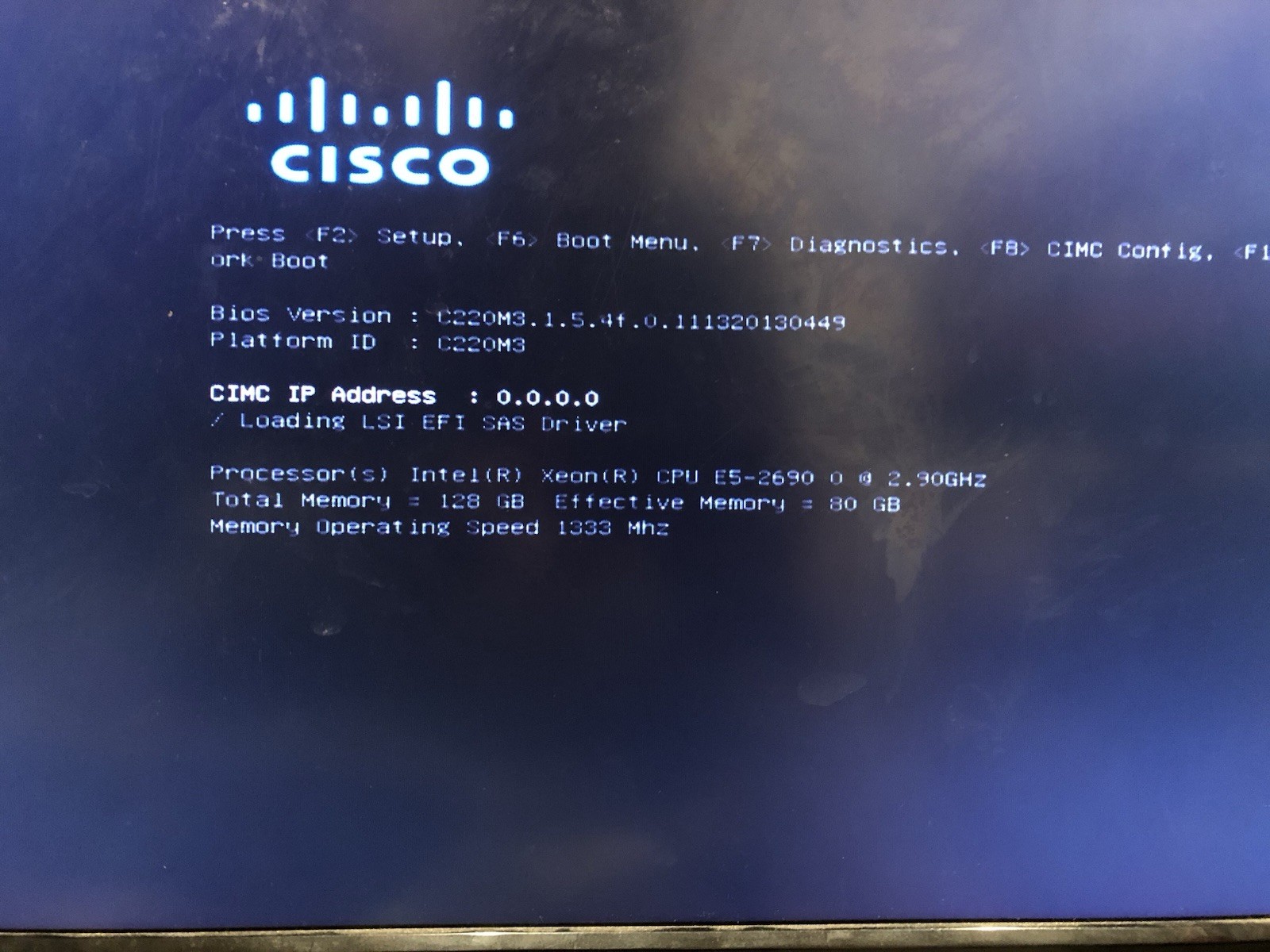 UCS C220 M3 SFF (2xXeon E5-2690, 128 GB memory, HDDx4) server.