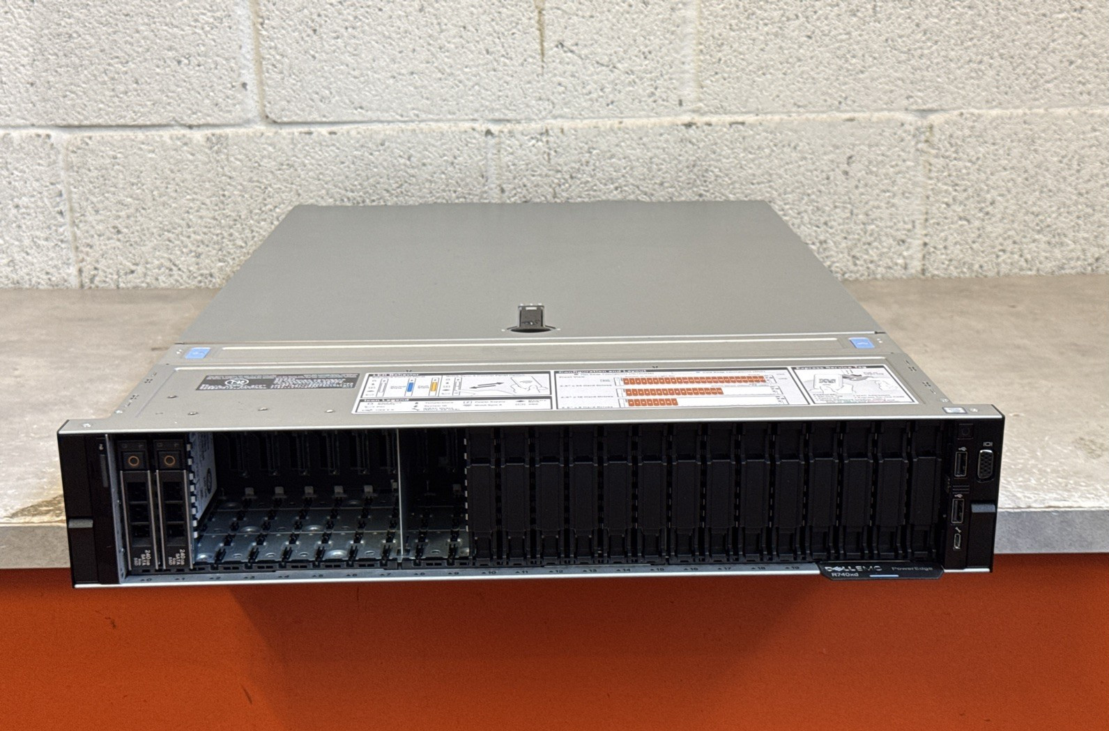 Dell PowerEdge R740xd 24-Bay Server – 2x Intel Gold 5118 – 64GB Ram – H740p