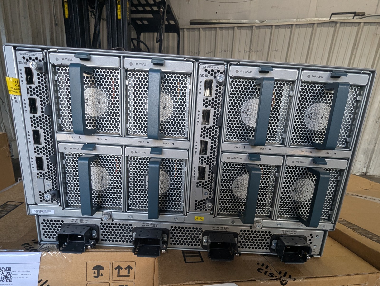 2023 New Cisco UCS 5108 AC2 v05 Blade Server Chassis 8-Bays UCS-SP-5108-AC