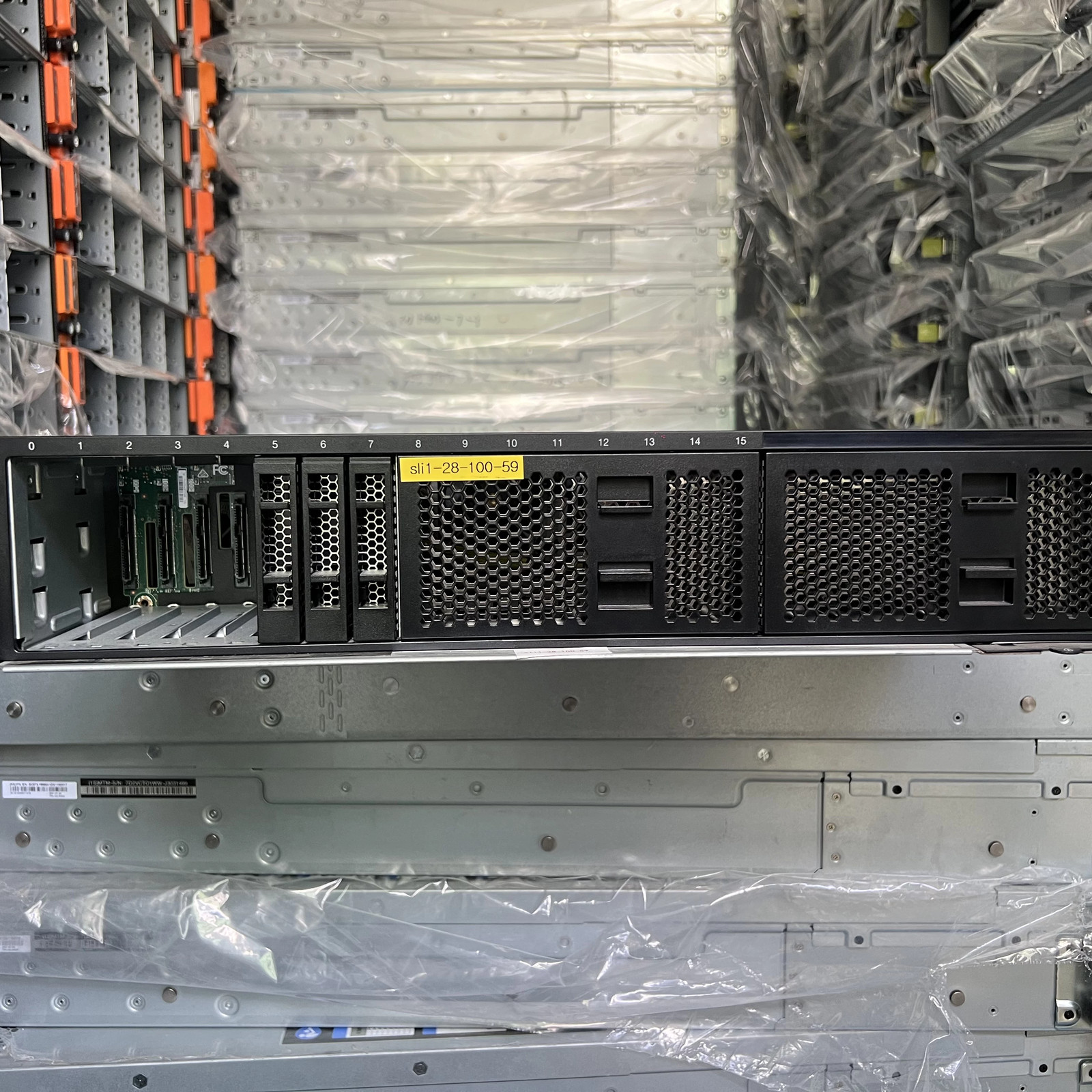 Lenovo ThinkSystem SR665 Server 8x 2.5″(8x NVME)/ 9300-8I/ 2x 1100W PSU