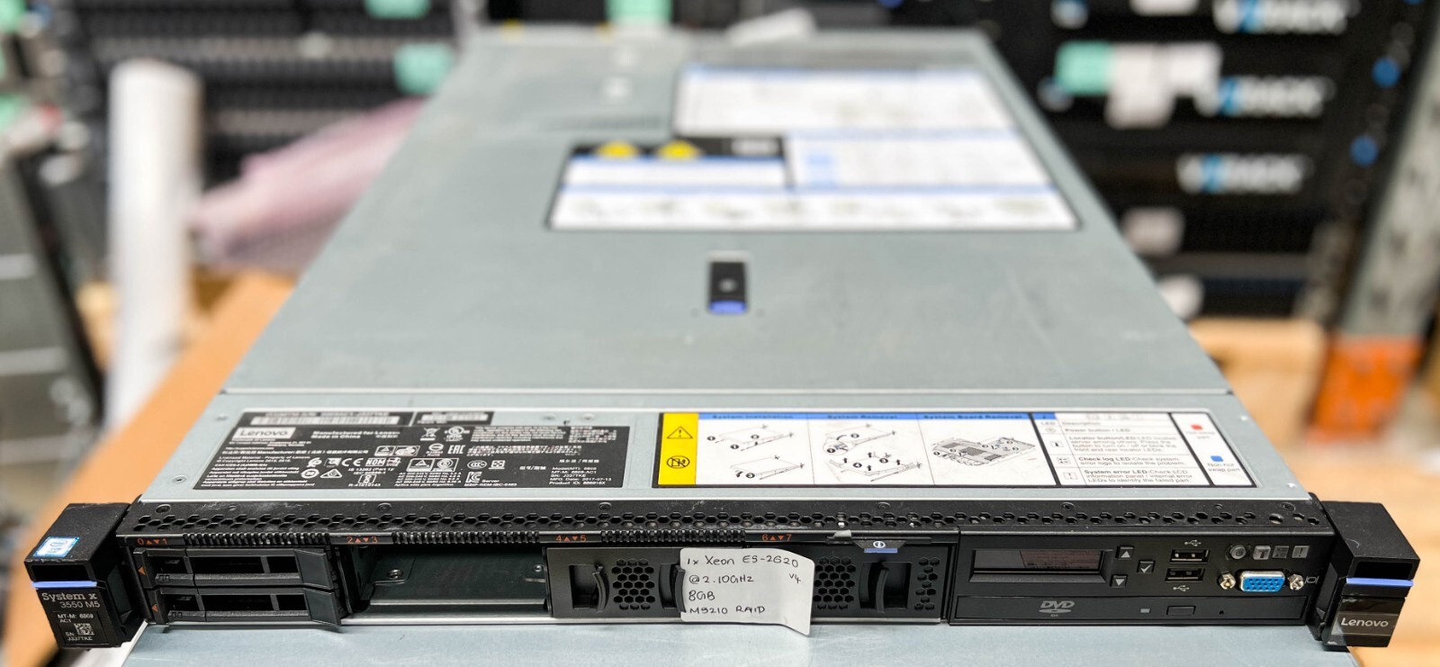 IBM 8869-AC1 x3550 M5 Server 2x Xeon E5-2620 v4 @2.10GHz 8GB 2x300GB M5210 RAID