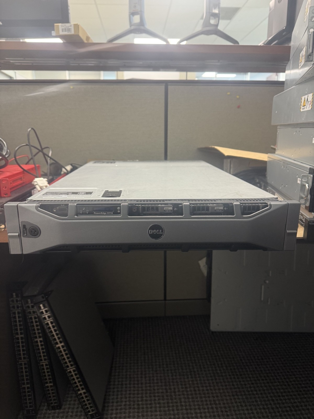 Dell Poweredge R715