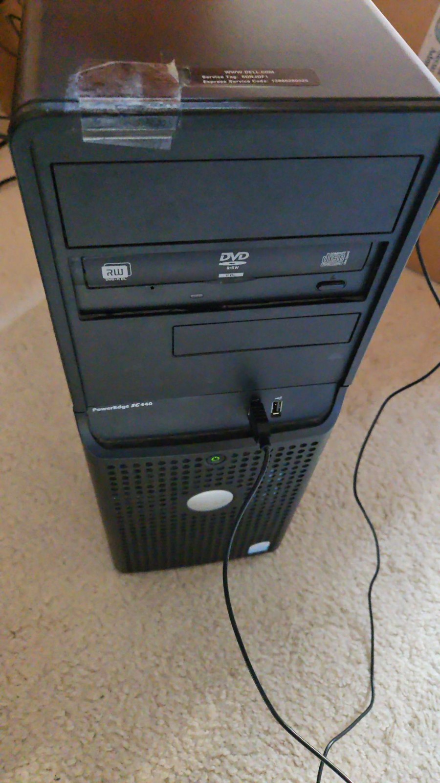 Dell PowerEdge Server SC440 with Redhat Linux 7.9 installed