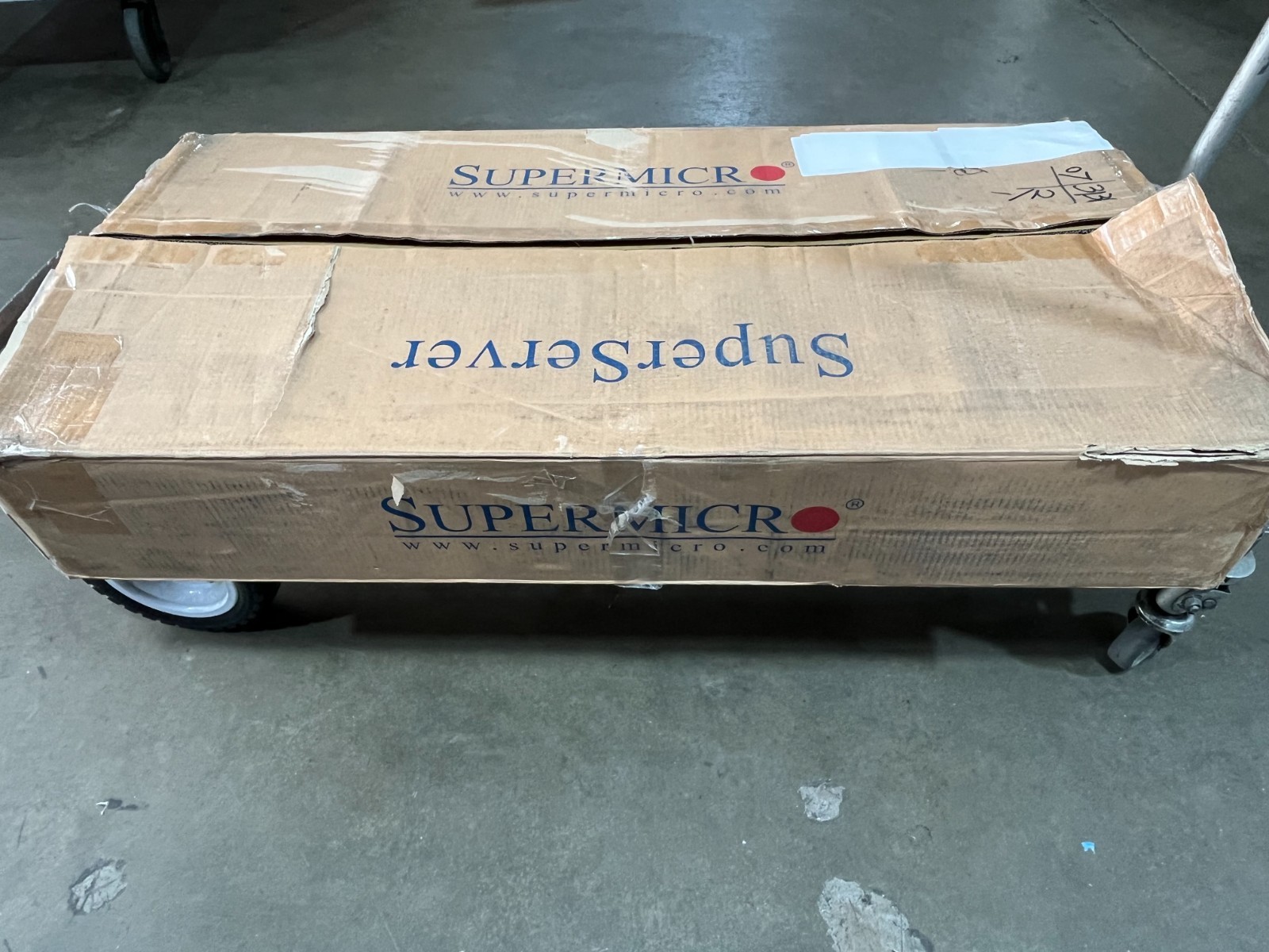 SUPERMICRO SSG-6019P-ACR12L 802TS-6 (2x) XEON SILVER 4100 – NO RAM HDD SSD RACKS