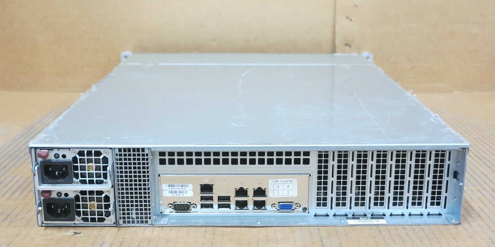 Supermicro SuperChassis CSE-216 X9DRD-7LN4F-JBOD CTO E5-2600 v2 24-Bay 2U Server