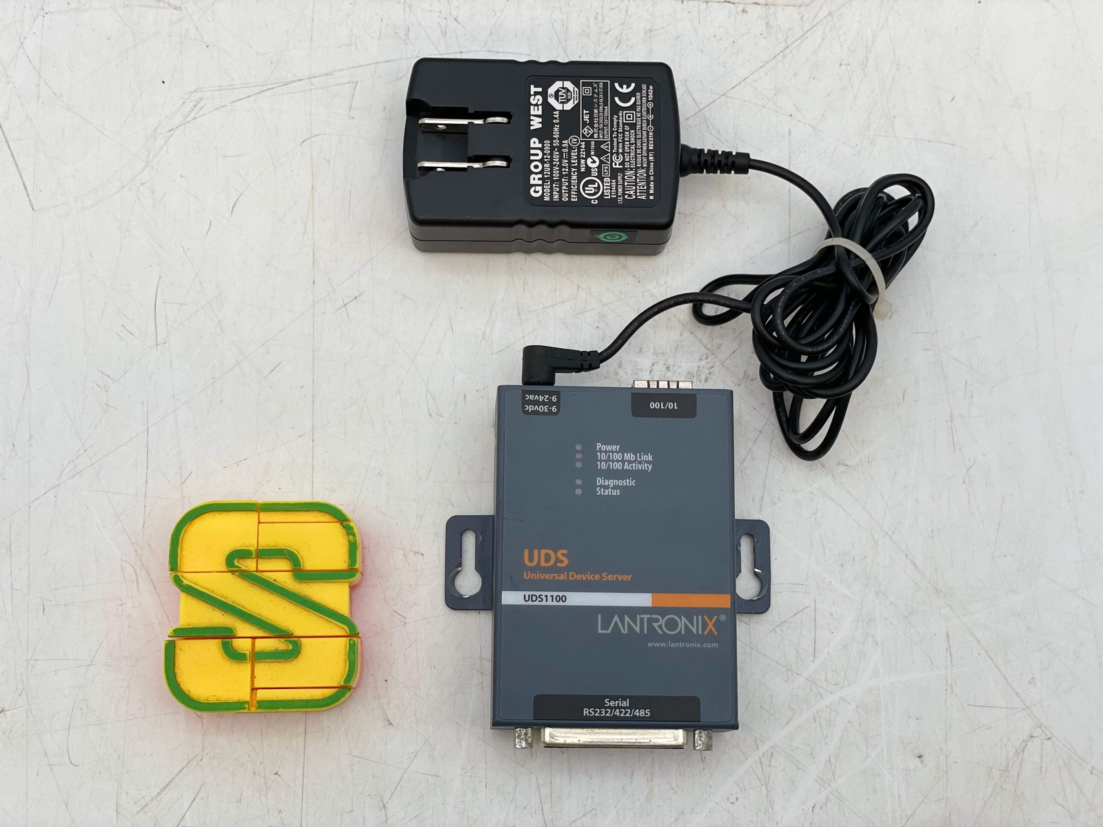 Lantronix UDS1100 Universal Device Server w/ Pwr Adapter (Used)
