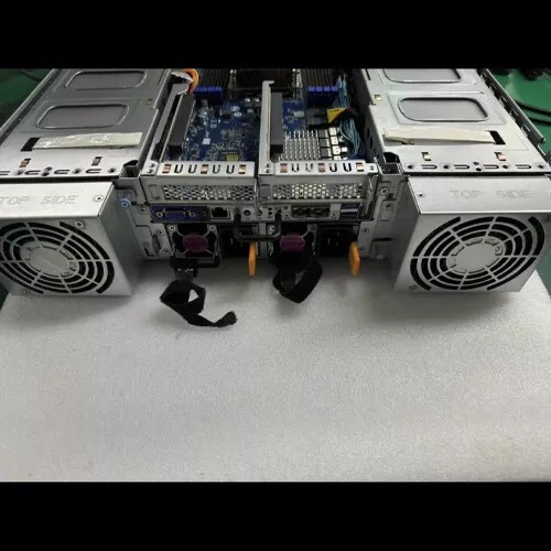 Gigabyte G292-Z20 8 GPU Server 8X2.5″ 2x2200W PSU/Support EPYC 7002 CPU