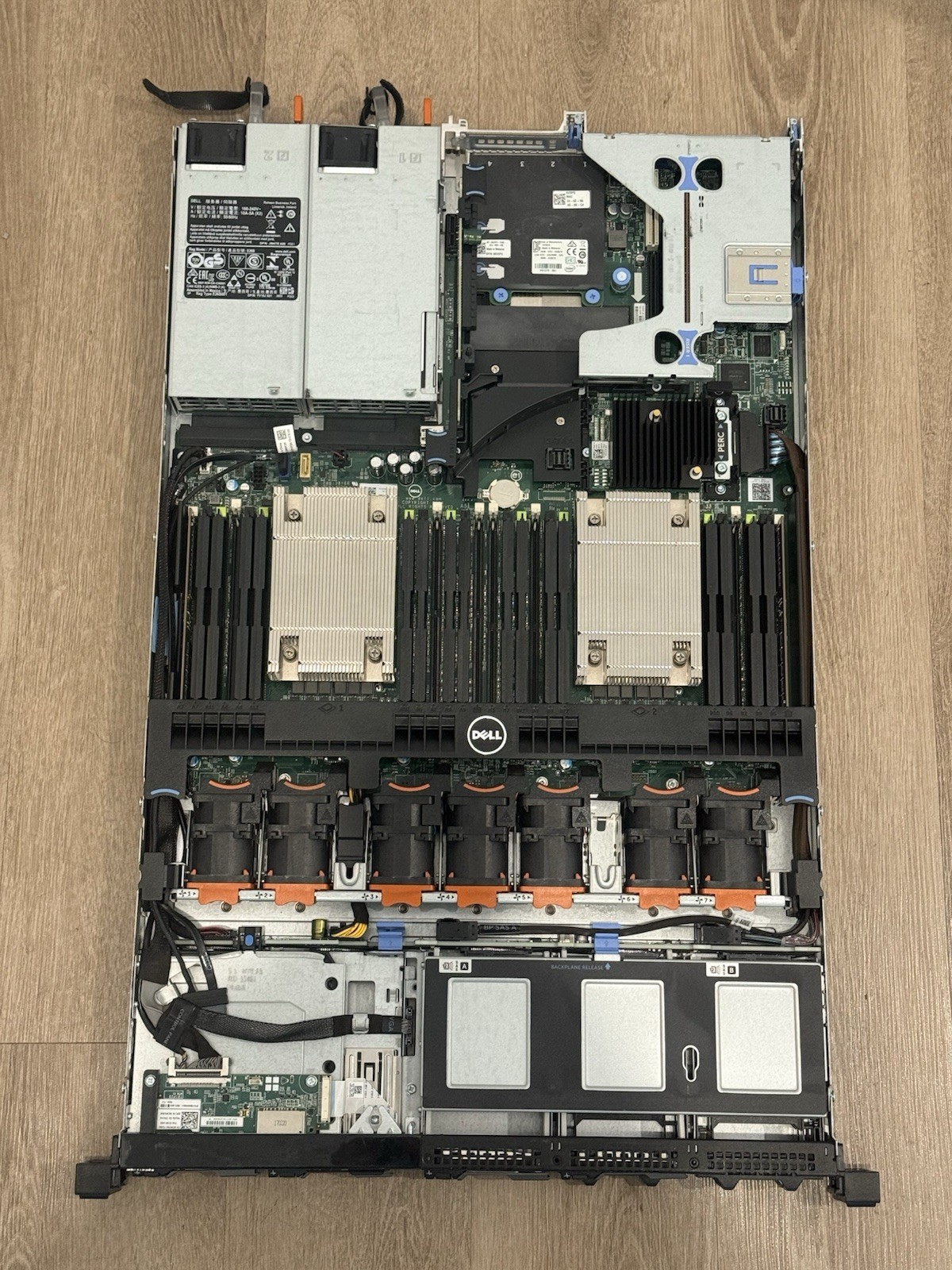 Dell Poweredge R630 Server 2x E5-2640V4 32GB RAM H330 2x750W