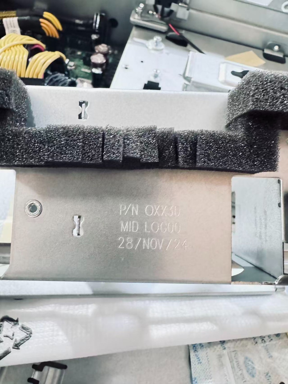 Dell PowerEdge R550 12x 3.5″ Bays Server Case Chassis Backplane Power Board