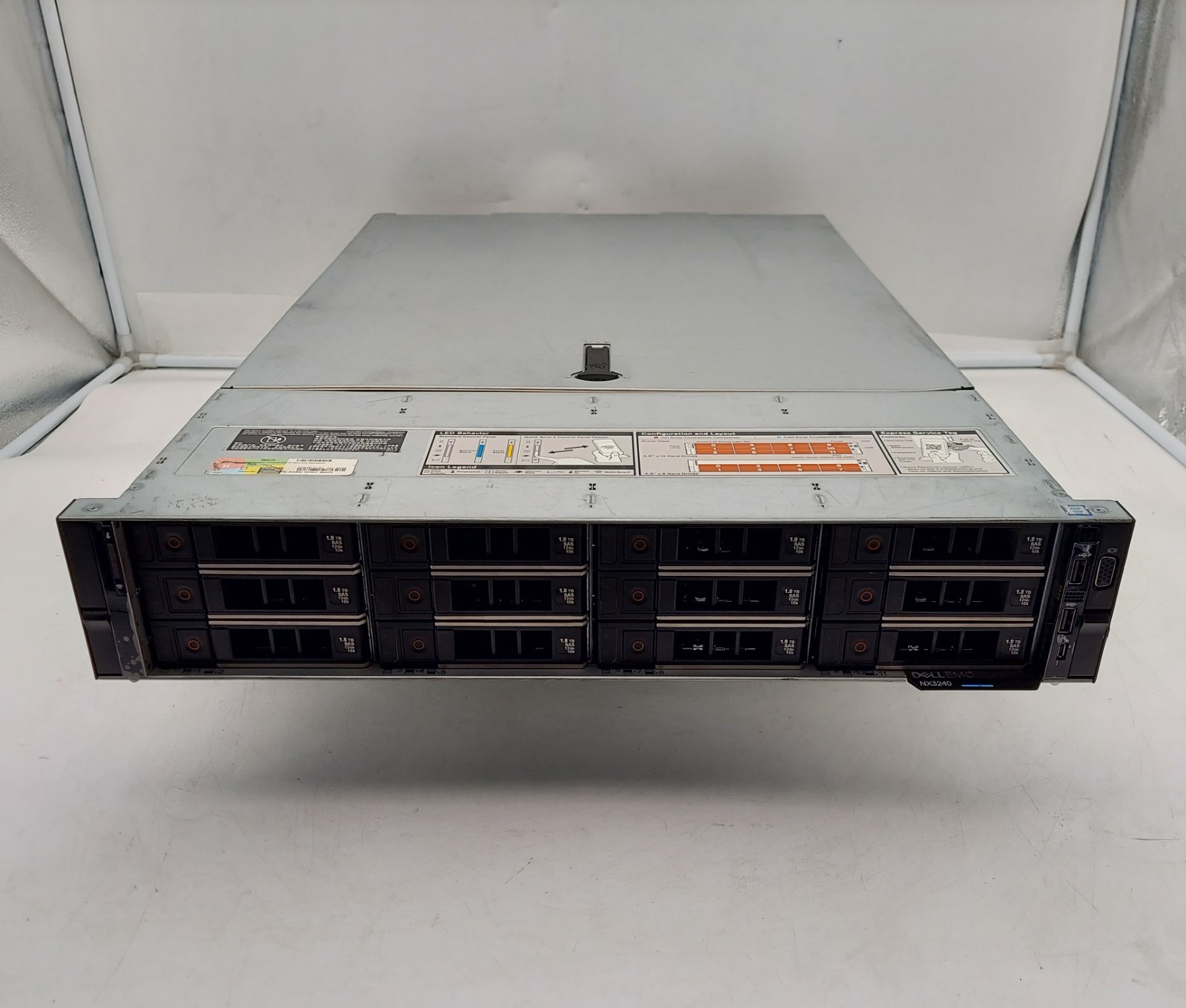 Dell EMC Storage NX3240 2x Xeon Silver 4214 2.2GHz 64GB RAM 22GB HDD 2x 750W PSU