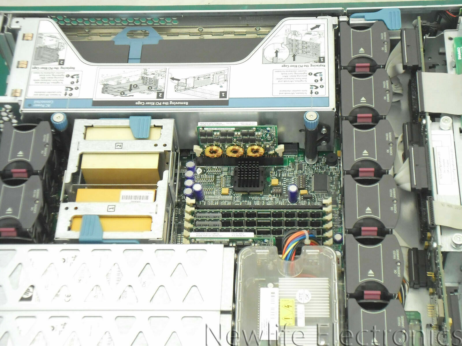 HP 301111-001 ProLiant DL380 G3 Server (2 x 2.8 GHz CPU/1 GB RAM/No Drives)