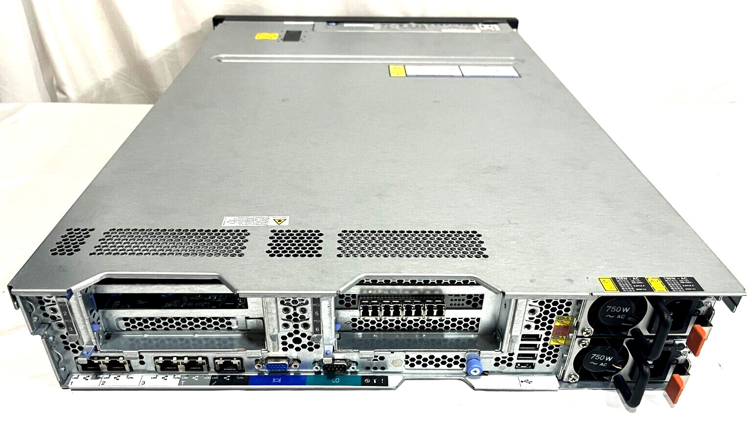 IBM SAN Controller 2U Intel 16-Core 3.4GHz CPU 64GB RAM 4x 8Gb FC 2x 750W PSUs