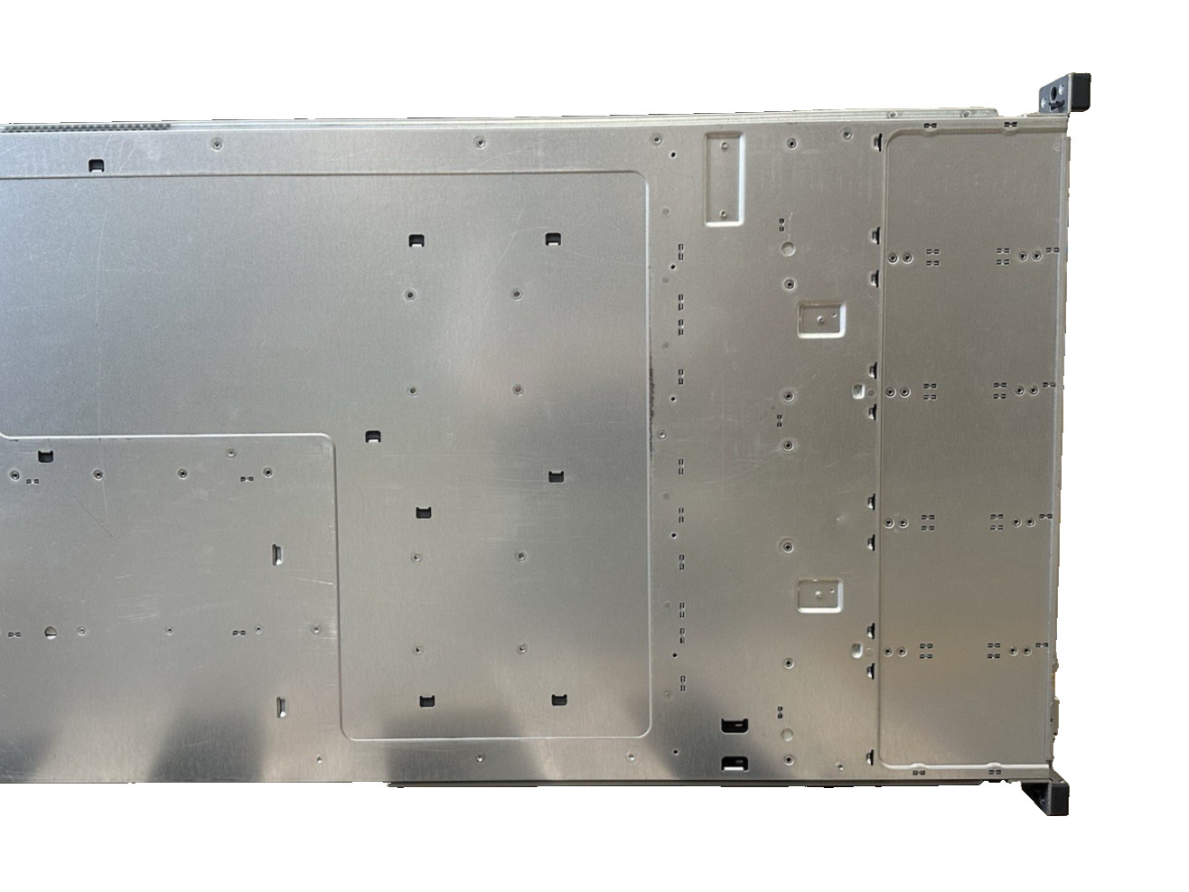 CISCO UCS C220 M3 SFF Server-No HDD/Charger