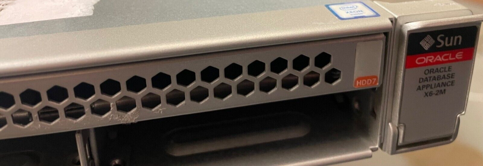 ORACLE Oracle X6-2M Database Appliance. 2 X E5-2630V4 PROCS. NO MEMORY NO DISK.