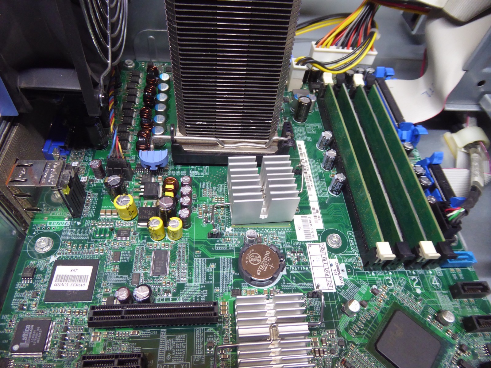 DELL POWEREDGE 830 TOWER SERVER PENTIUM D 3.0GHz 4GB HJ159 GD278