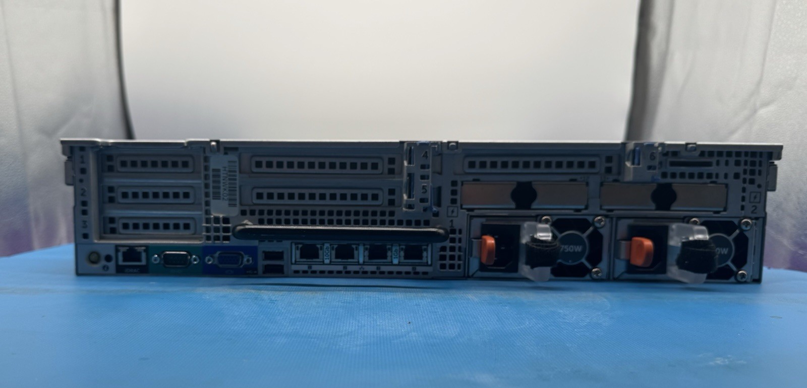 Dell PowerVault NX3200 12x 3.5″ LFF, 2xE5-2680v2 2.8ghz 10C/20T, 64GB RAM, H710
