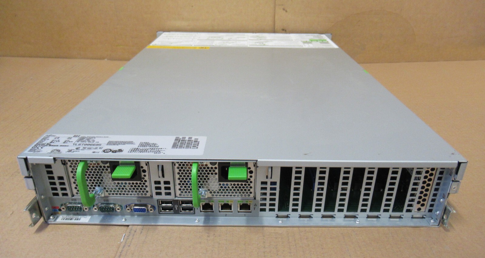 Fujitsu Primergy RX300 S6 2x Six Core X5650 2.67GHz 72GB Ram 2.7TB Bay Server