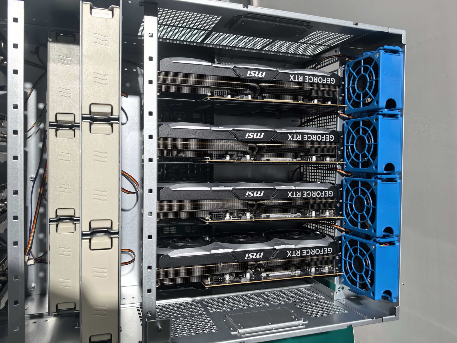 ASRock RACK TURIN2D24G-2L 4U 8GPU PCIe 5.0 X16 Support AMD EPYC9004-9005 series/