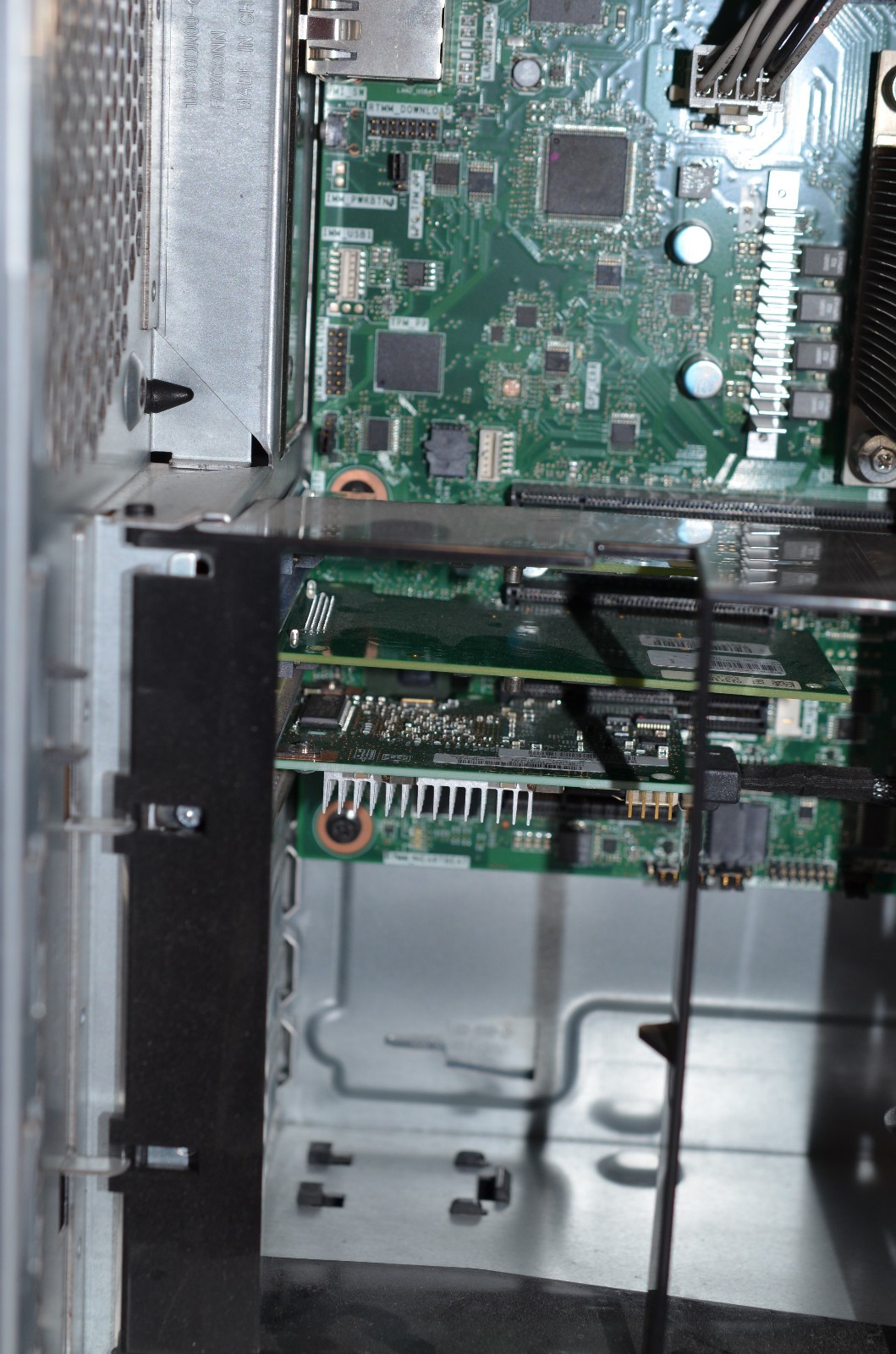 IBM System x3100 M5 tower server working
