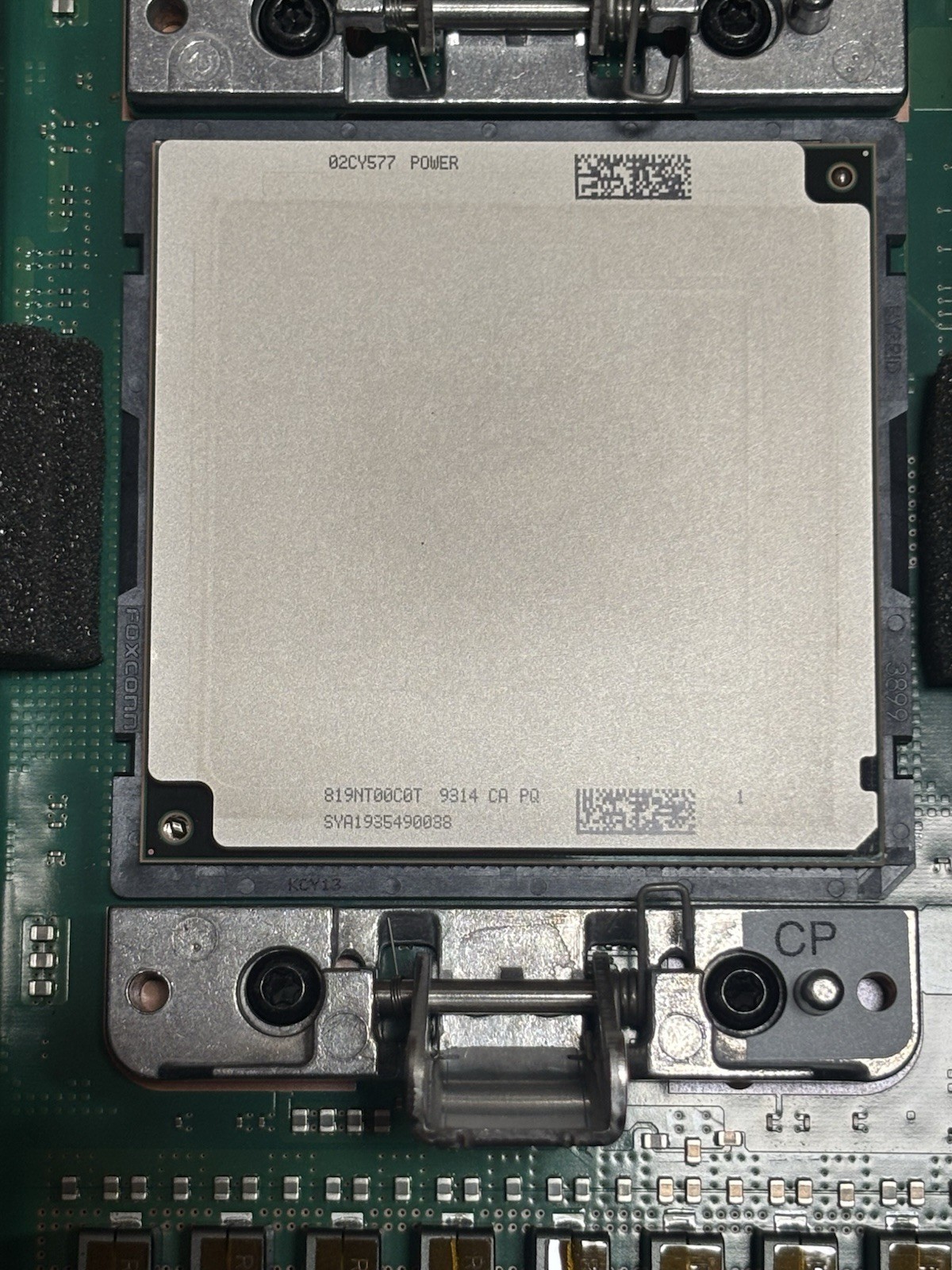 IBM 9009-22A Power System S922 Power 9, 16 core CPU, 256GB (32GBx8)