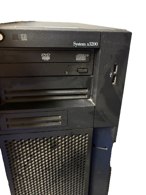 IBM PC Intel Tower Server System X3200 MT 4362 Pentium D 915 2.8 GHZ