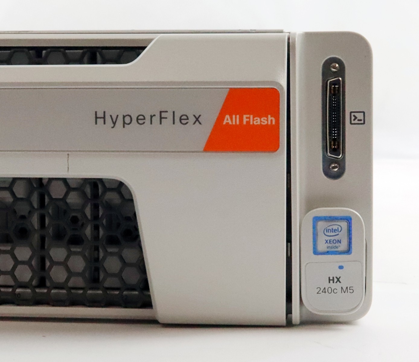 Cisco HyperFlex HX 240c M5 HXAF240C-M5SX 2RU Server Barebones Needs CPU/SSD/RAM