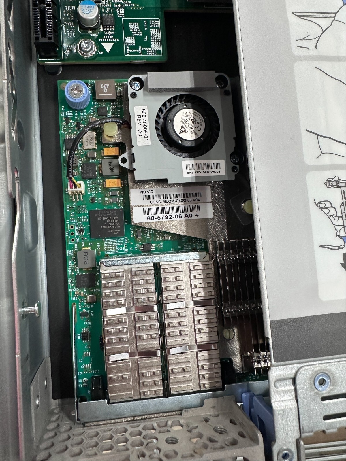 Cisco UCSC-C220-M5SX Barebone 10-Bay SFF 2xHeatsink 2x770W PSU 2xRiser NO RAILS