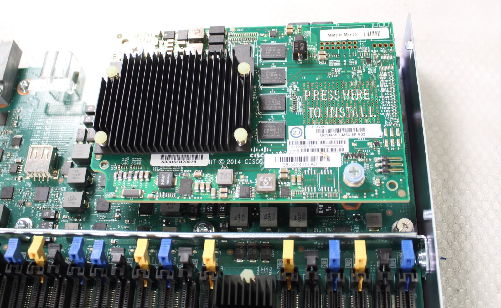 Cisco UCS EX M4 Scalable M4 Blade Server UCSB-EX-M4-2 V04 68-5704-04 No RAM, CPU