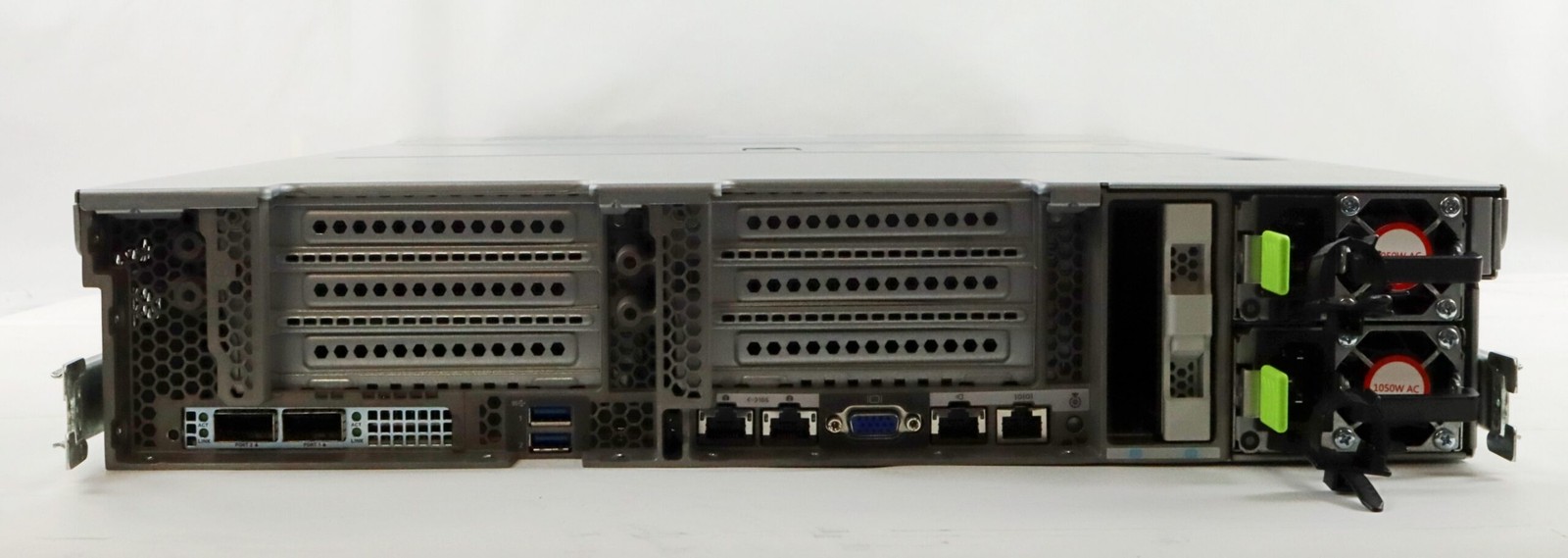 Cisco HyperFlex HX 240c M5 HXAF240C-M5SX 2RU Server Barebones Needs CPU/SSD/RAM