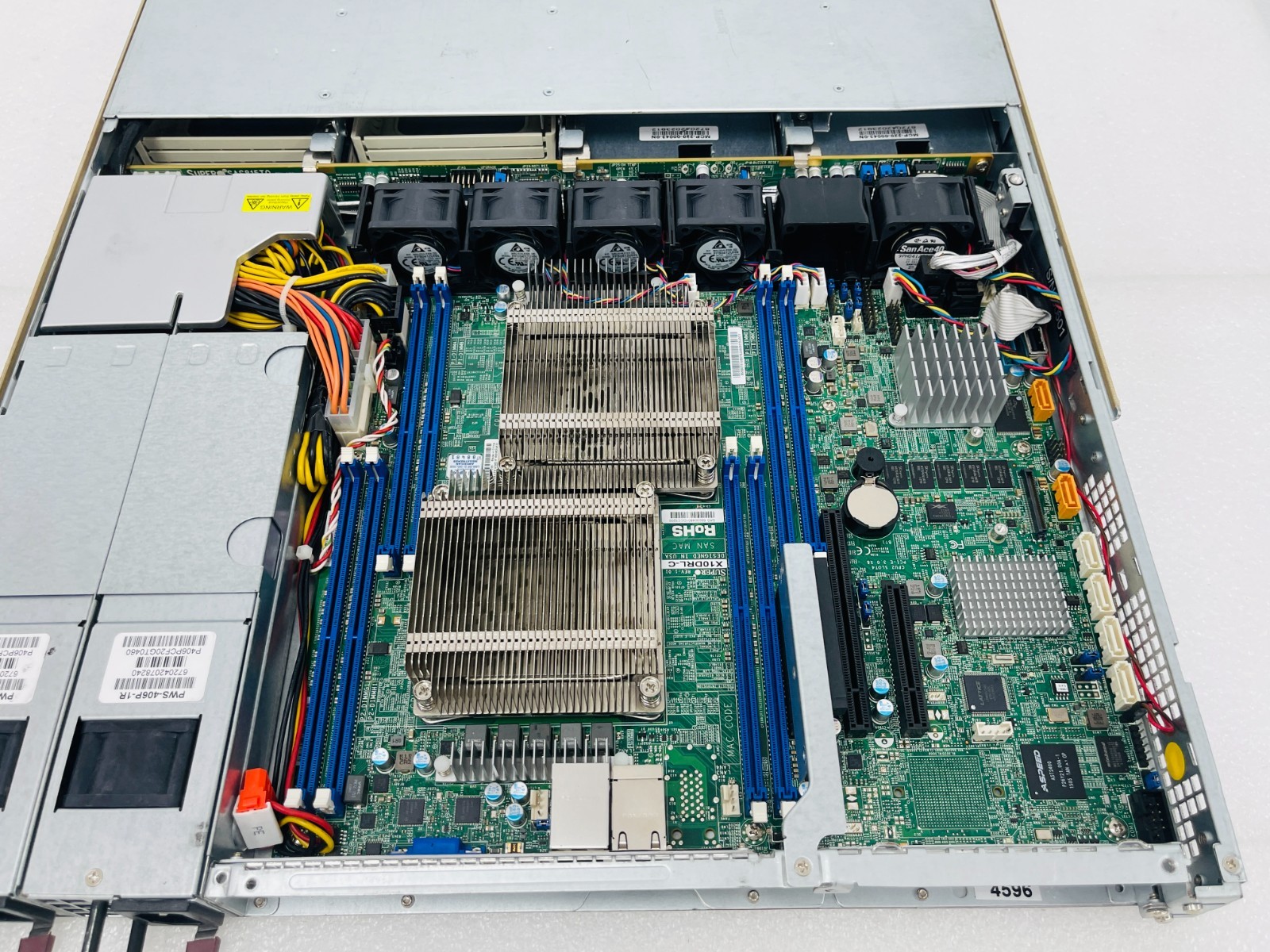 SUPERMICRO SuperChassis CSE-813M, X10DRL-C Dual Socket R3 LGA 2011, 2x E5-2630V3