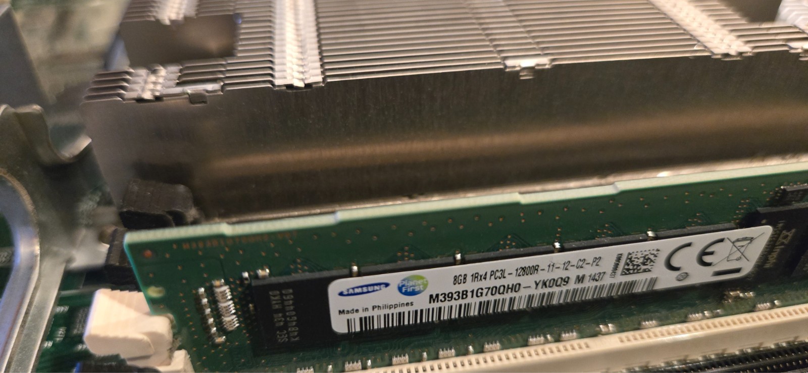 HPE PROLIANT DL360P GEN8 E5-2609V2